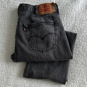 Levi's Men's Black Straight Leg Button Fly Denim Jeans 38x32 Distressed